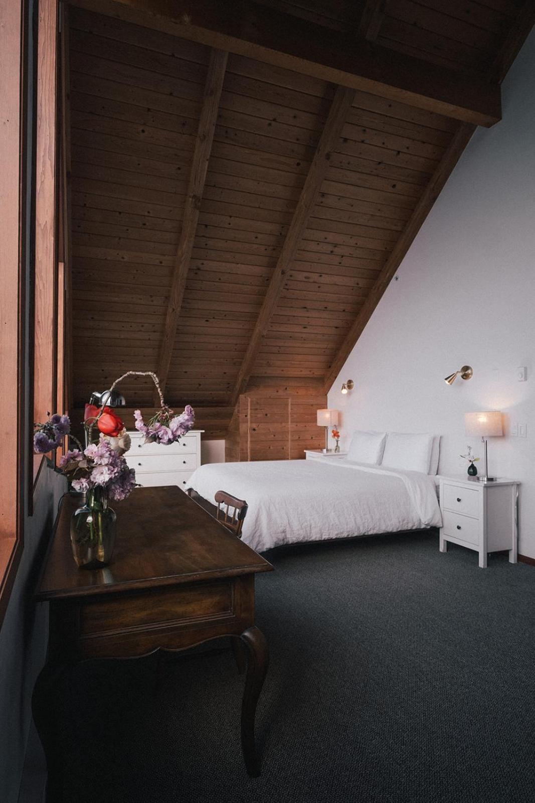 Saturn'S Return Bed & Breakfast ฟรายเดย์ฮาร์เบอร์ ภายนอก รูปภาพ